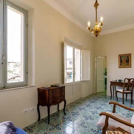 With Stunning Church Of San Domenico View Apartmán