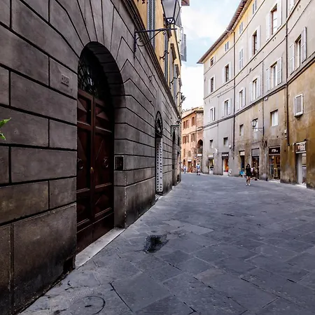 Apartmán With Stunning Church Of San Domenico View